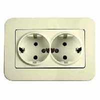 Розетка 2-я С заземлением  Крем Rollina
